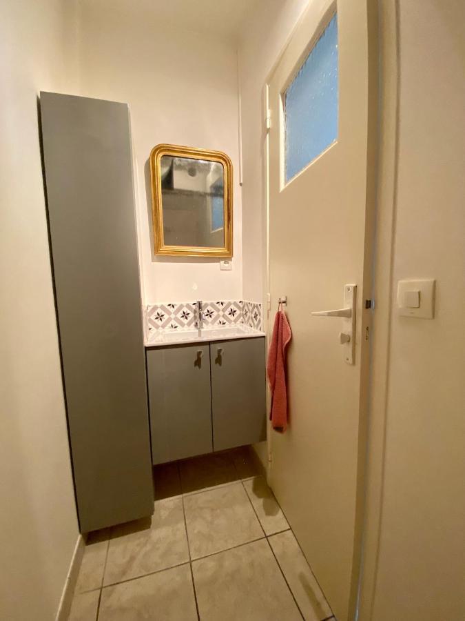 Chez Virginie : Appartement Lumineux Au Calme. Fréjus Kültér fotó
