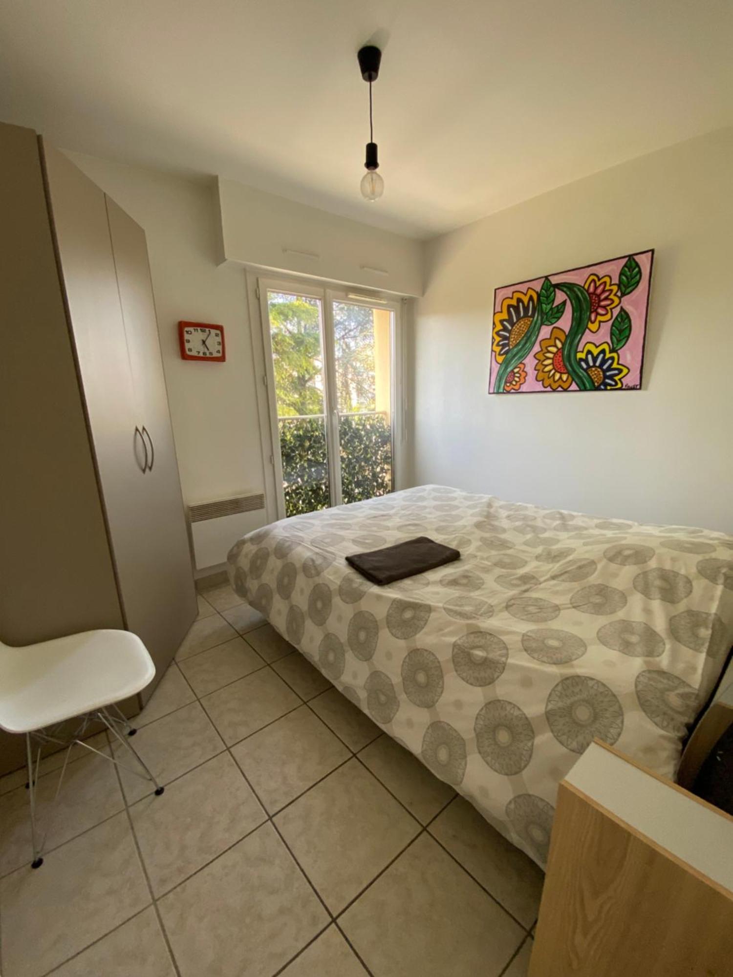 Chez Virginie : Appartement Lumineux Au Calme. Fréjus Kültér fotó